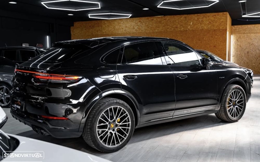 Porsche Cayenne Coupé E-Hybrid - 10