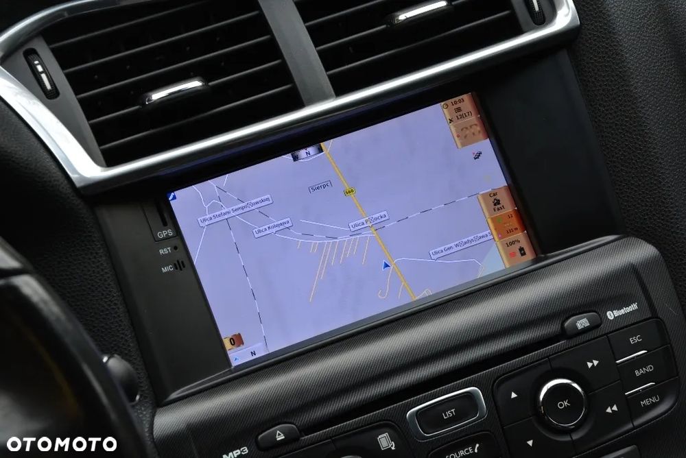 Citroën DS4 1.6 HDi SoChic - 12