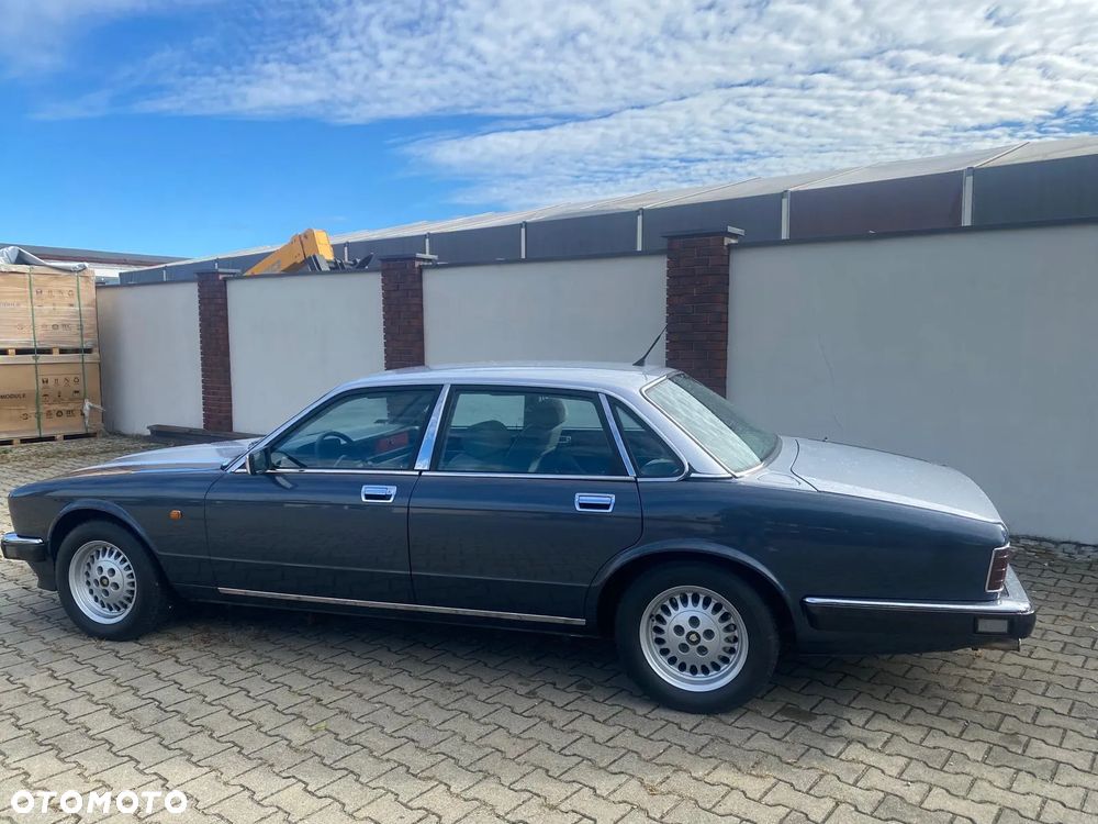 Jaguar XJ XJ6 3.2i - 3