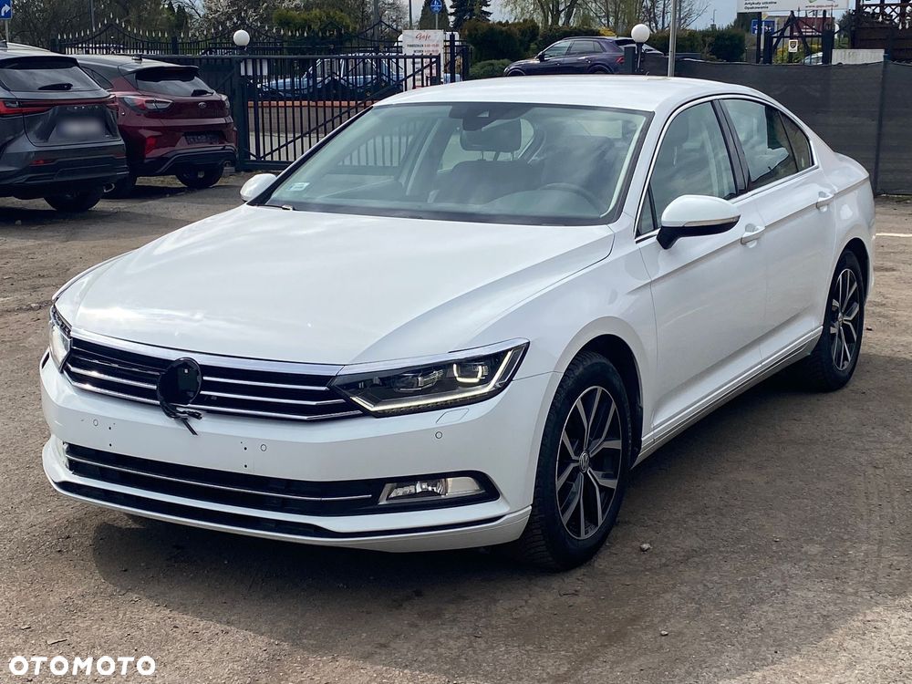 Volkswagen Passat 1.5 TSI EVO Comfortline DSG - 2