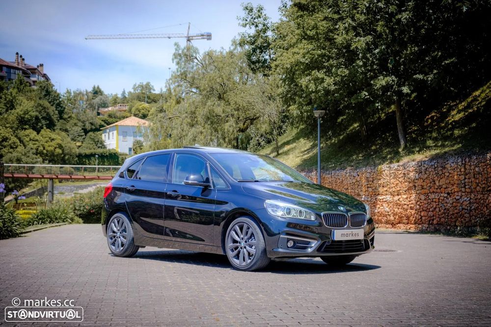 BMW 218 Active Tourer d Line Luxury Auto - 3