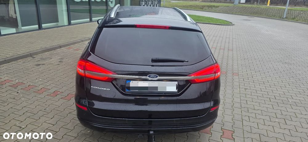 Ford Mondeo 2.0 EcoBlue Titanium - 11
