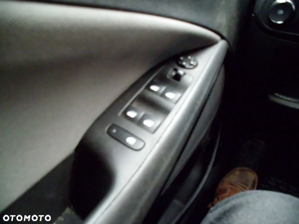 Opel Crossland X 1.2 T Enjoy S&S - 8