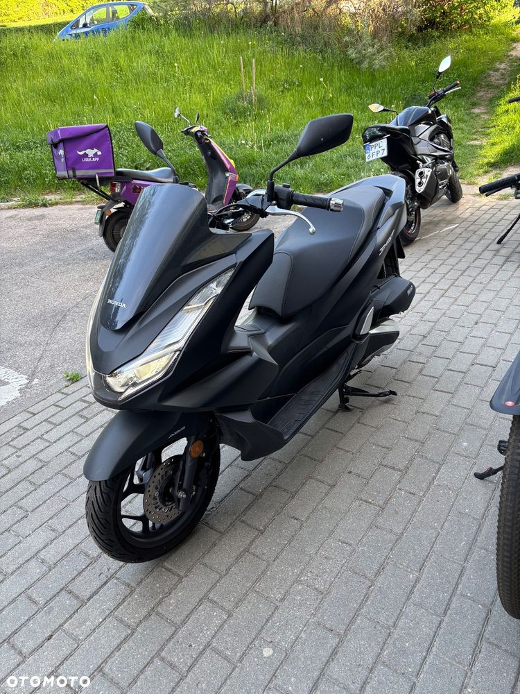 Honda PCX - 1