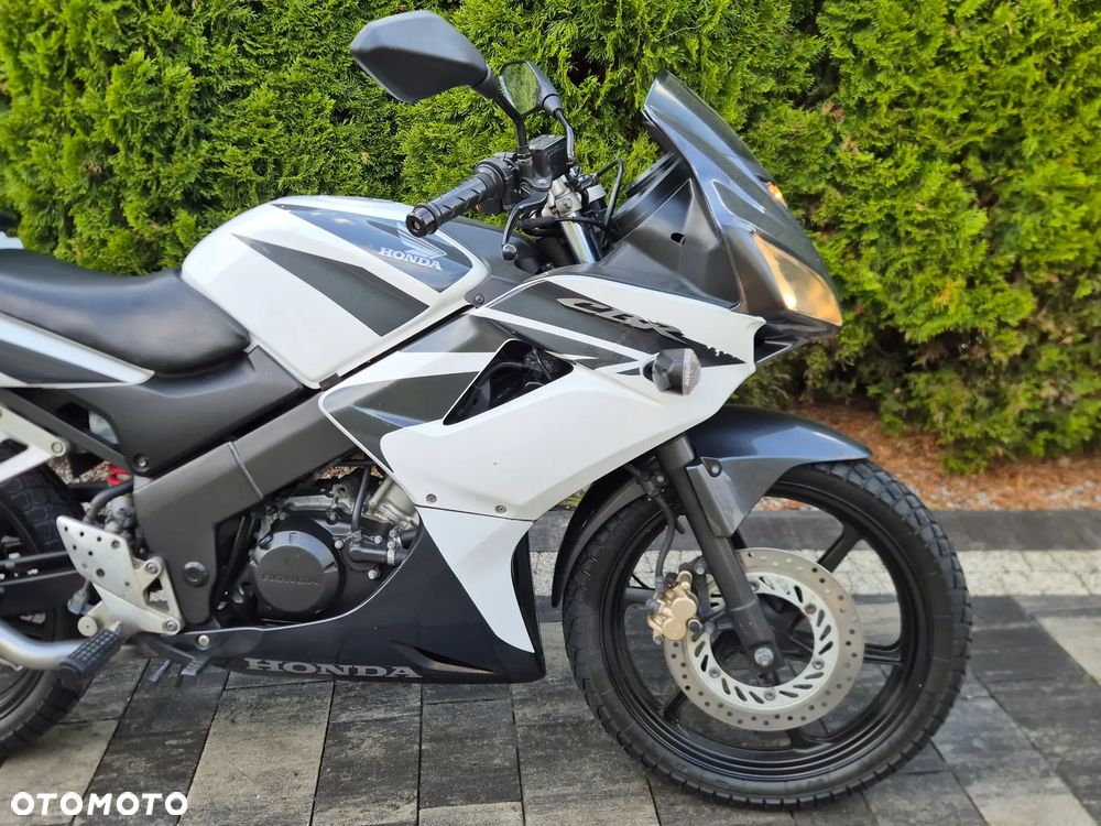 Honda CBR - 7