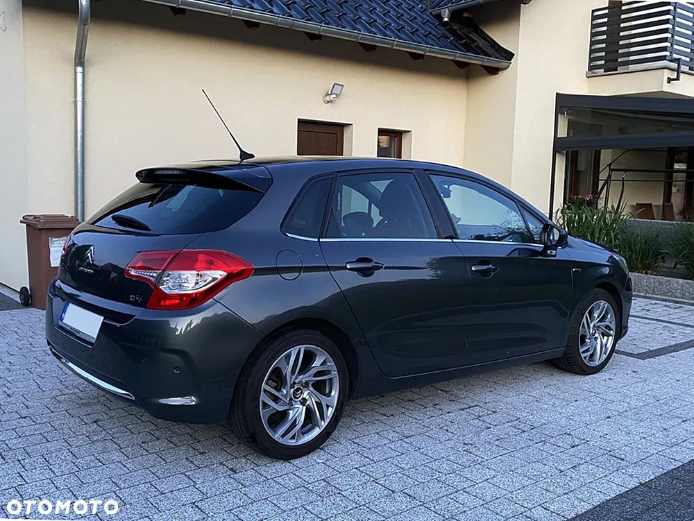 Citroën C4 1.6 HDi Exclusive - 3