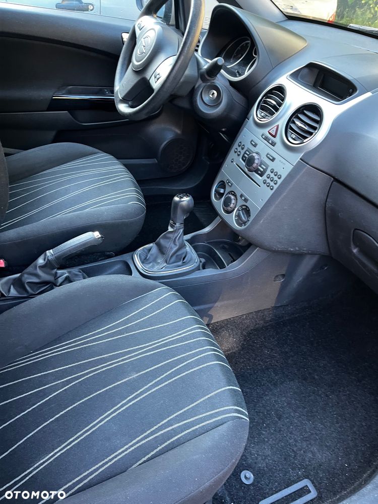 Opel Corsa - 6