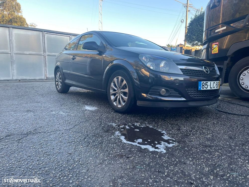 Opel Astra GTC 1.3 CDTI - 1
