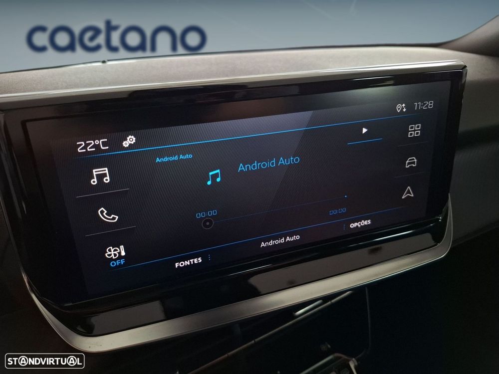 Peugeot 2008 1.2 Hybrid Style e-DCS6 - 19