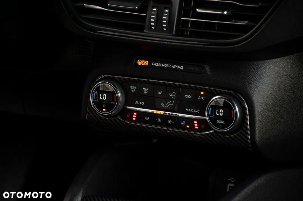 Ford Focus 1.5 EcoBoost STart-Stopp-System ST-LINE - 16