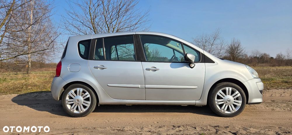 Renault Modus - 15