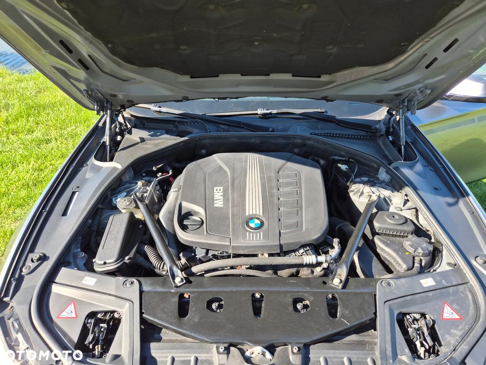 BMW Seria 5 530d xDrive Sport-Aut Modern Line - 39