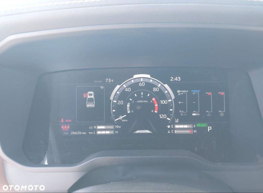 Toyota Tundra - 12