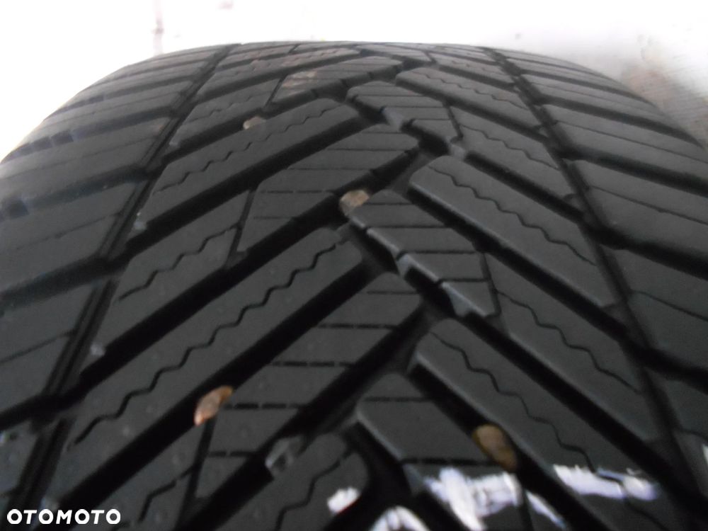 OPONA POJEDYNKA 235/55R17 HANKOOK KINERGY 4S2 DOT 4824 8MM - 2