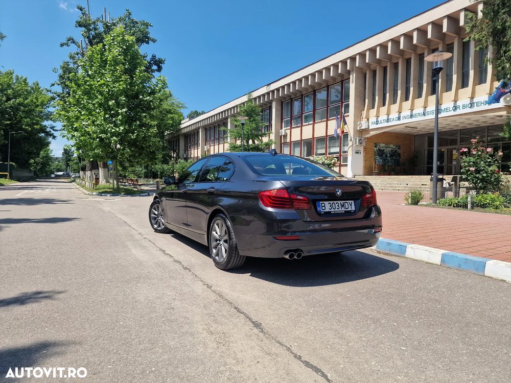 BMW Seria 5 520d Aut. Luxury Line - 6