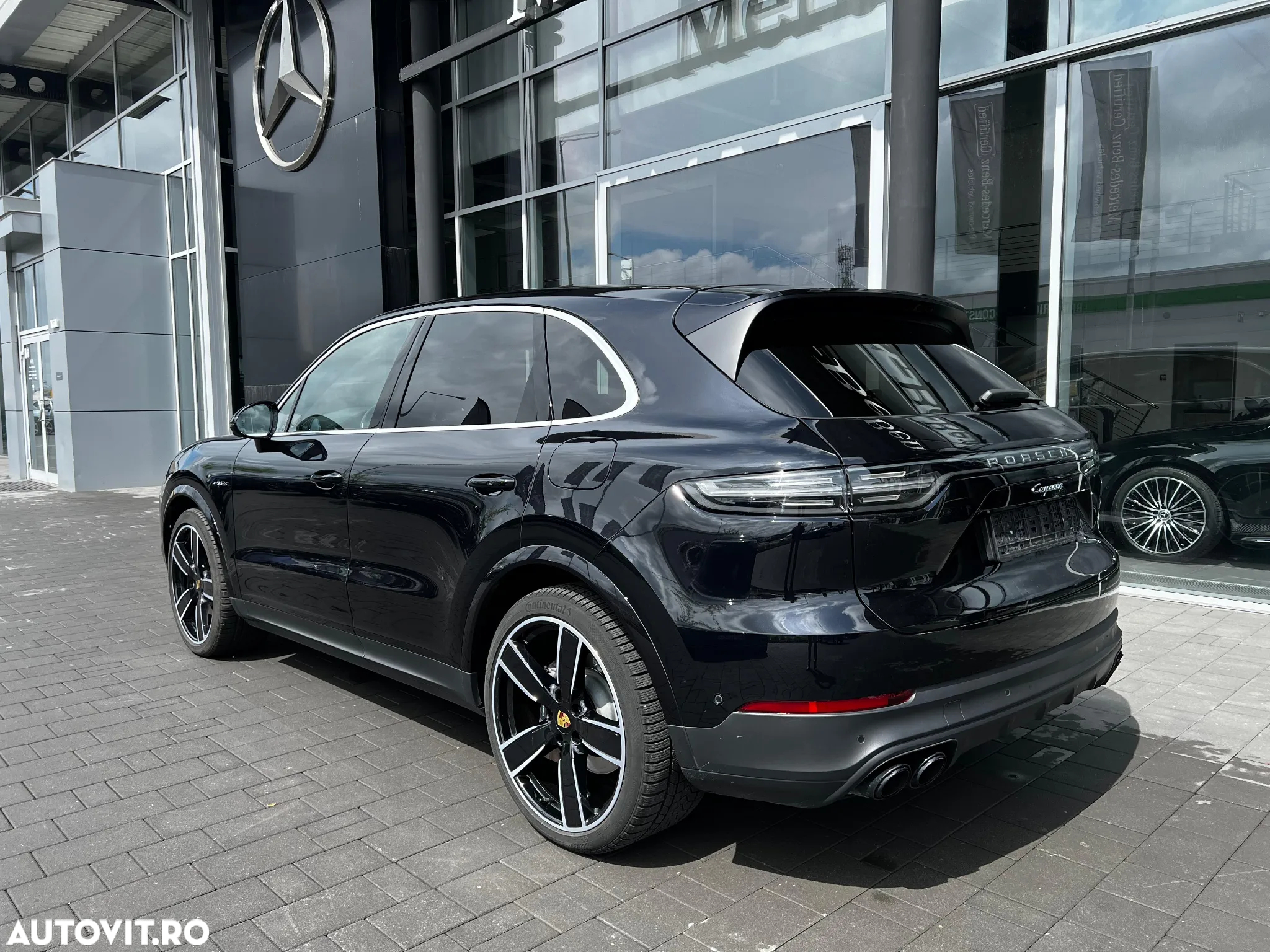 Porsche Cayenne - 3