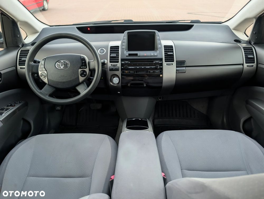 Toyota Prius 1.5 VVT-i Sol (nav) - 16