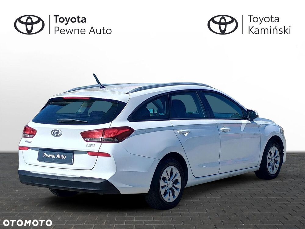 Hyundai i30 1.6 D Classic + - 5