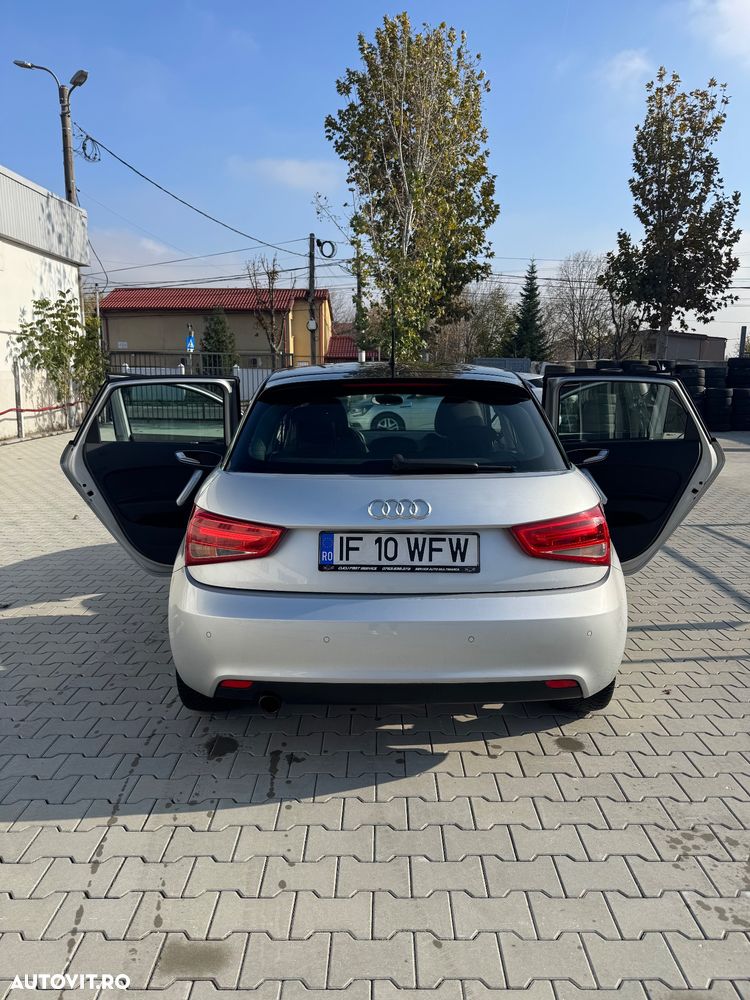 Audi A1 Sportback 1.6 TDI Stronic Ambition - 3
