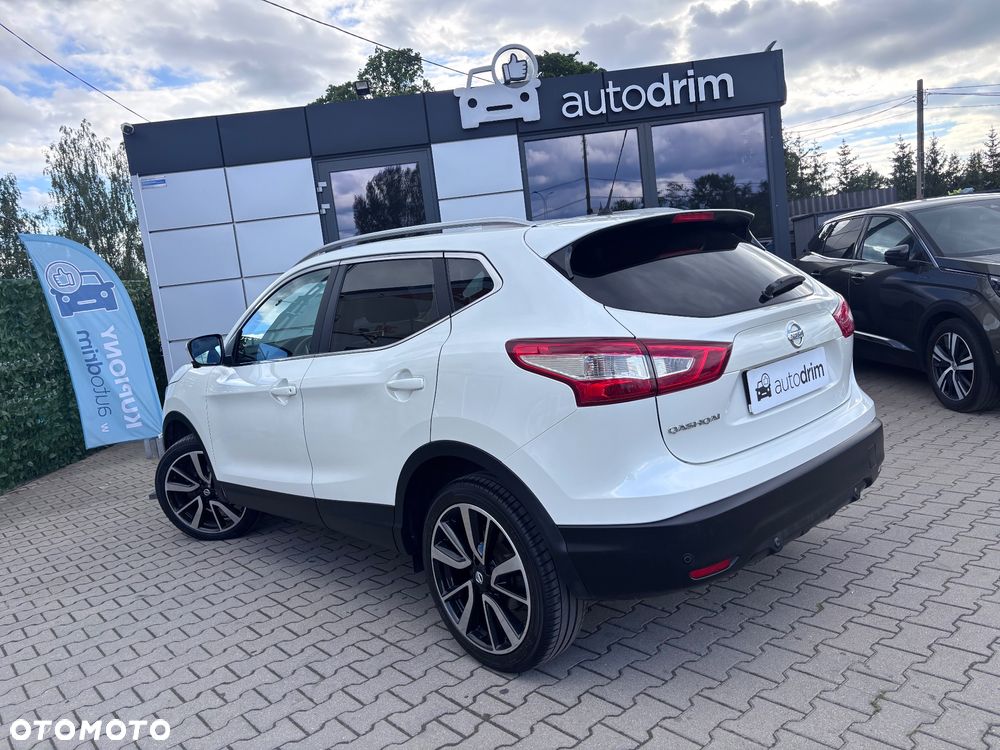 Nissan Qashqai 1.6 DCi TEKNA - 10