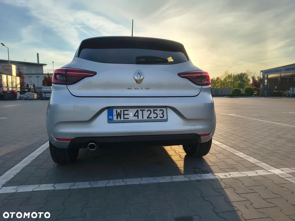 Renault Clio 1.0 TCe Techno - 18