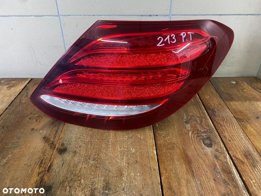 MERCEDES 213 lampa tylna prawa led - 1