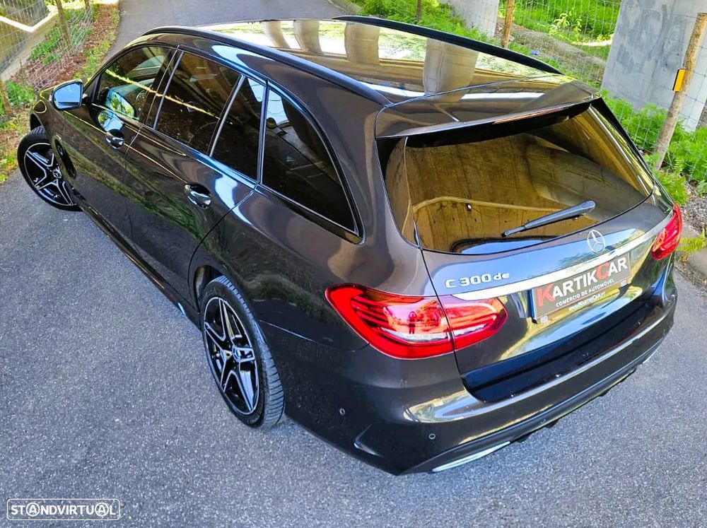 Mercedes-Benz C 300 de AMG Line - 10
