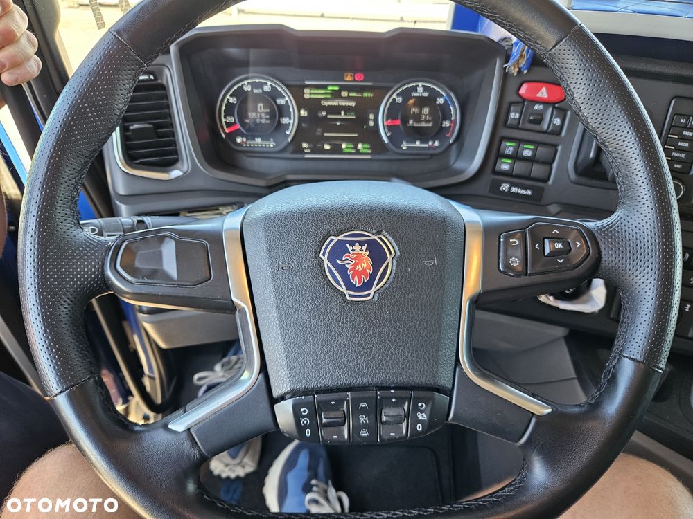 Scania P450 - 24