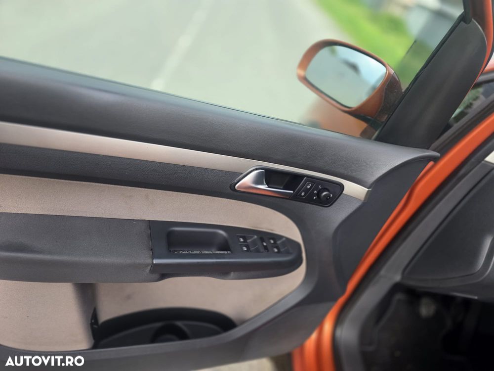 Volkswagen Touran 1.9 TDI DPF Cross - 11