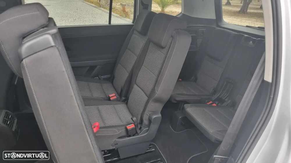 VW Touran 1.5 TSI Confortline - 18