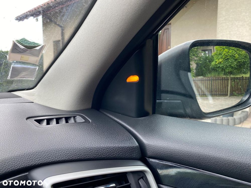 Nissan Qashqai 1.6 DCi Tekna EU6 - 15