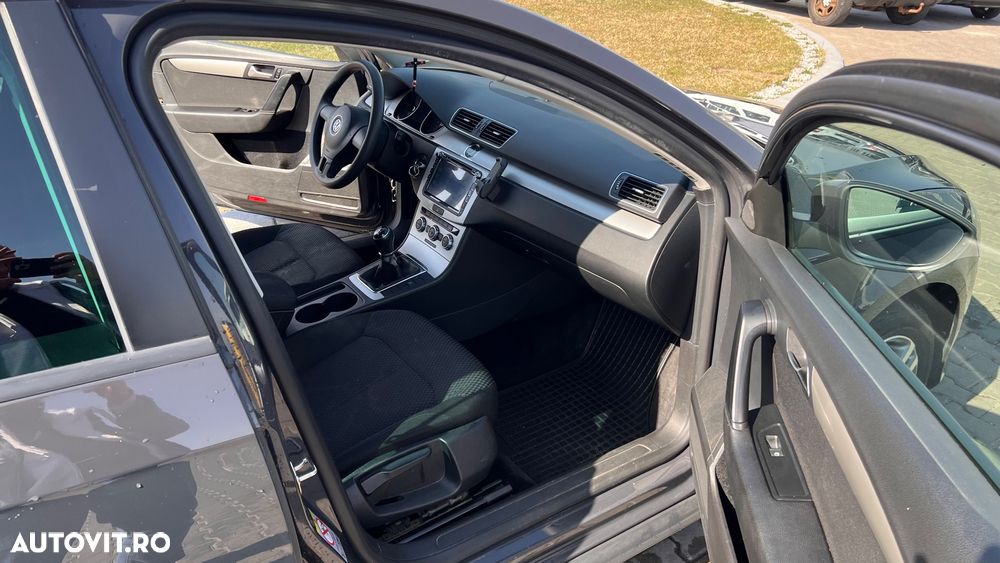 Volkswagen Passat 2.0 TDI BlueMotion Tehnology Highline - 15