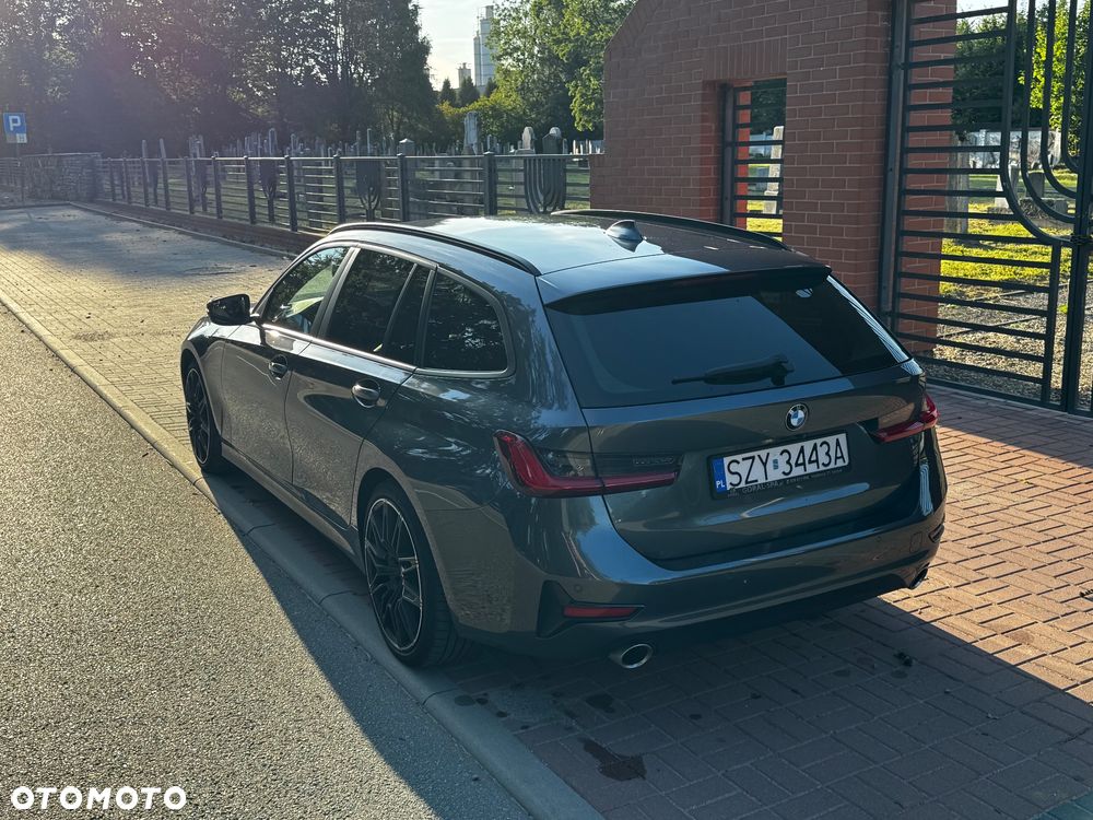 BMW Seria 3 320d xDrive Edition Luxury Line Purity - 10