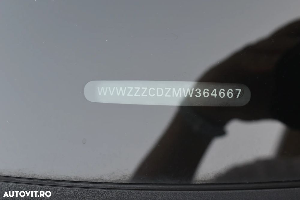 Volkswagen Golf 1.0 eTSI DSG MHEV Life - 22