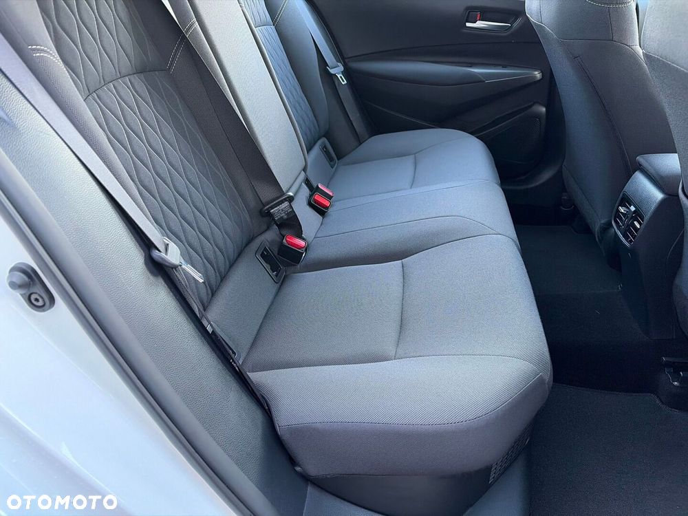 Toyota Corolla 1.8 Hybrid Comfort - 10