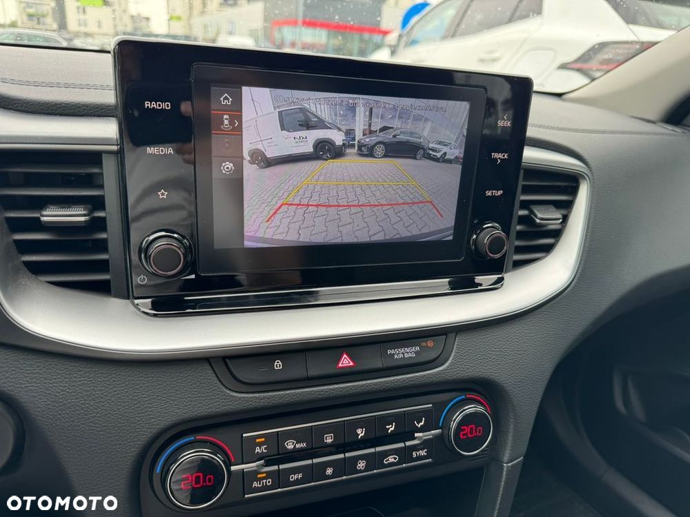 Kia Ceed 1.5 T-GDI M - 13