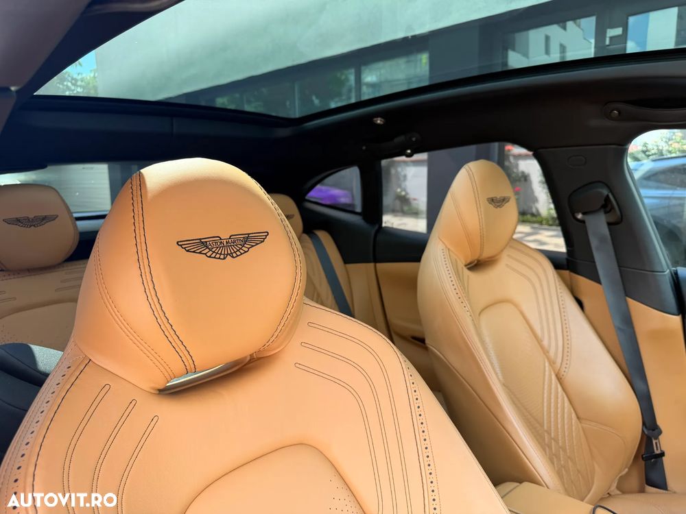 Aston Martin DBX Standard - 12