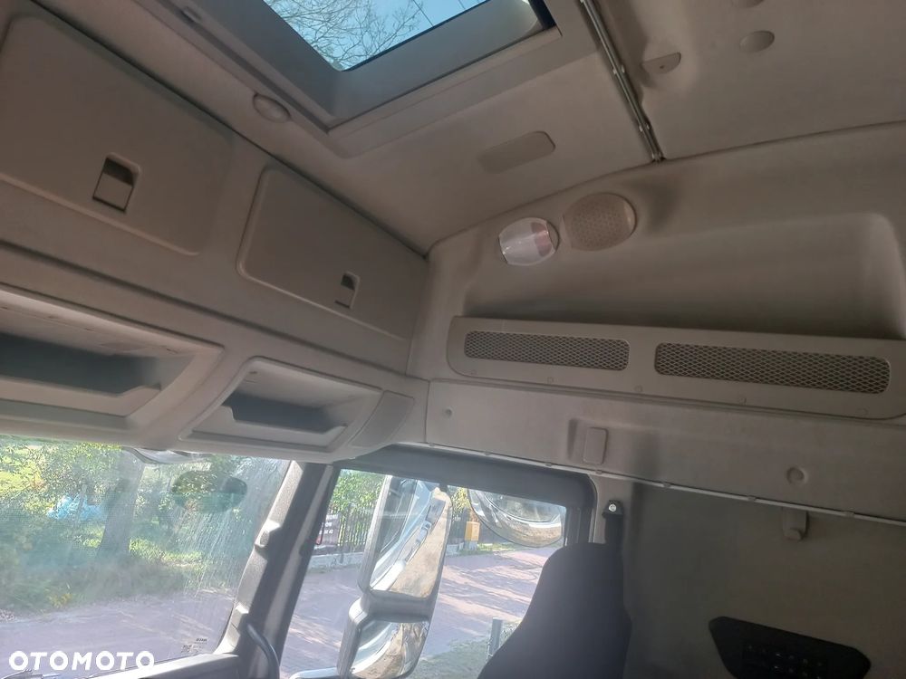 Iveco S-Way - 2