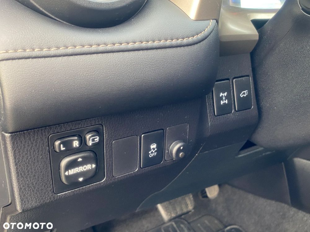 Toyota RAV4 2.0 Premium MS - 12