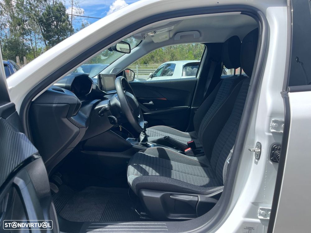 Peugeot 2008 1.2 PureTech Active Pack - 15