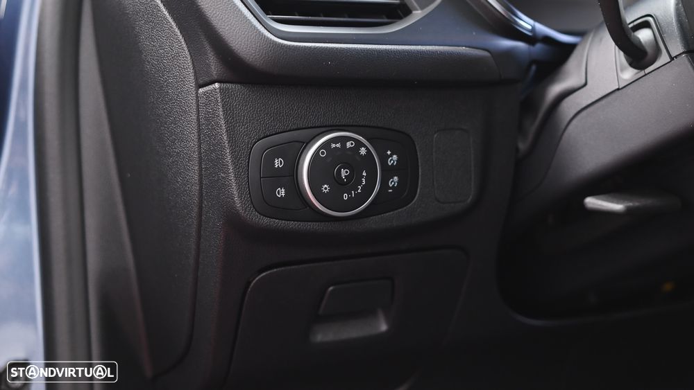 Ford Focus 1.5 TDCi EcoBlue Titanium - 41