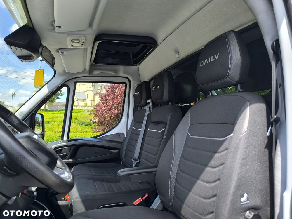 Iveco Daily 50C18, Sypialnia 6.10m, 15 Palet, 2x Firana + Zsuwany dach, Drzwi z tyłu! - 17