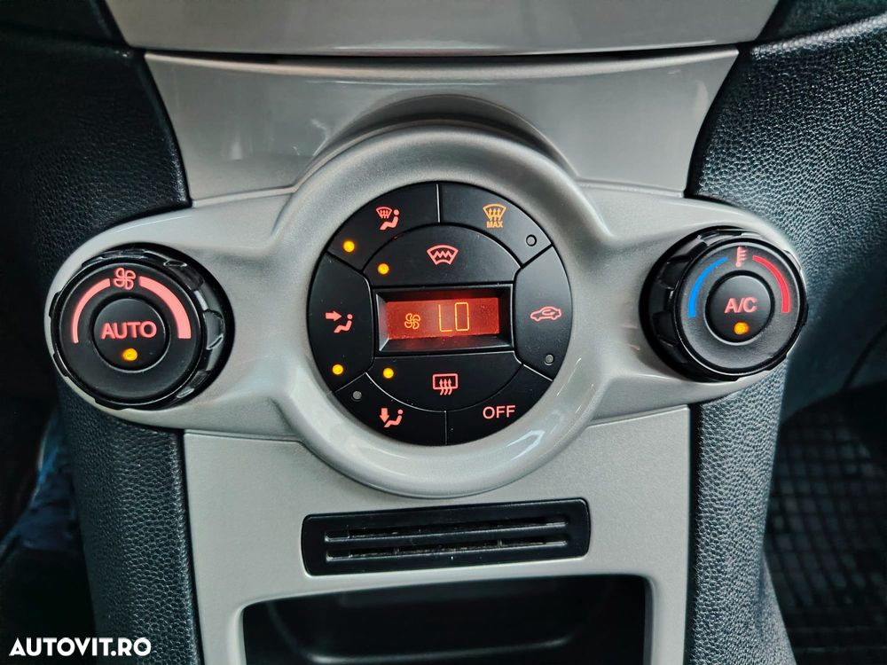 Ford Fiesta 1.4 Titanium - 3