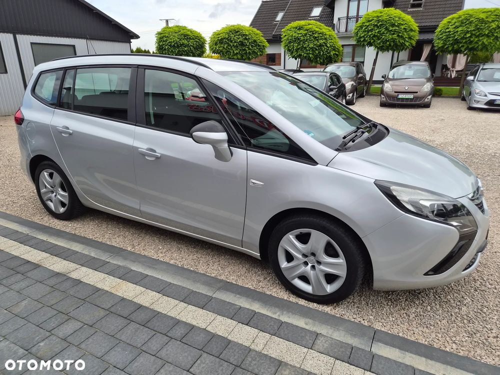 Opel Zafira - 11
