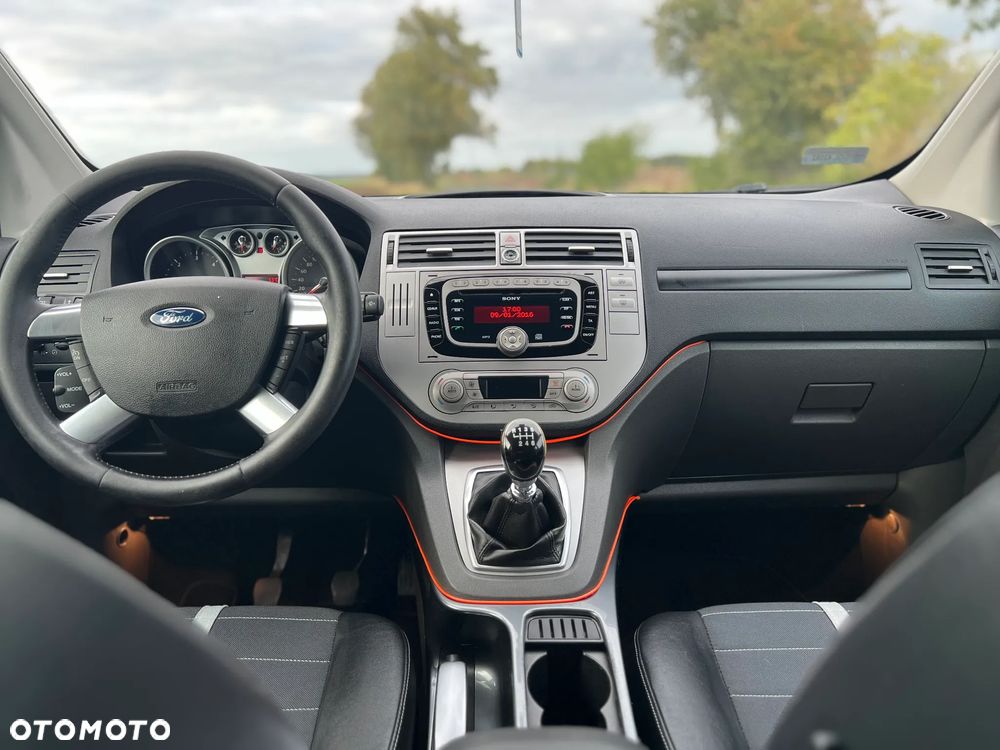 Ford Kuga 2.0 TDCi Titanium - 11
