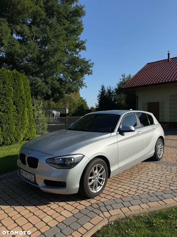 BMW Seria 1 114i - 3