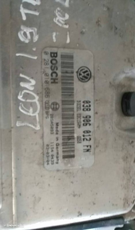 Centralina motor / ECU SEAT Leon (1M1) - 3