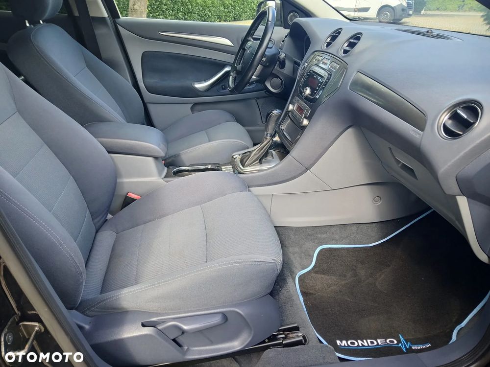 Ford Mondeo - 17