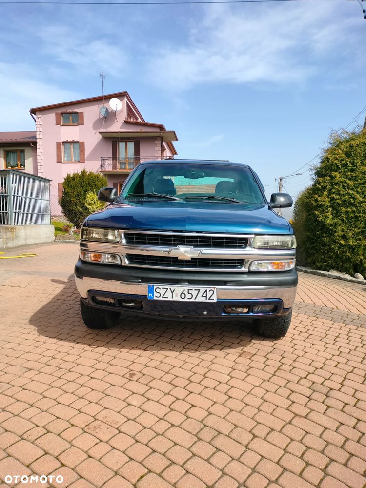 Chevrolet Silverado - 1