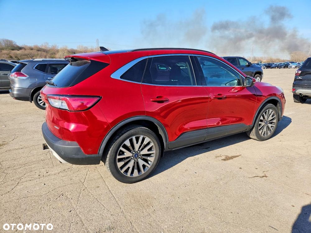 Ford Escape 2.0 EcoBoost AWD Titanium - 3